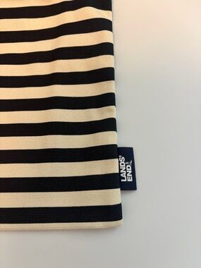 Lands' End Canvas Navy & Cream pouch-NWOT